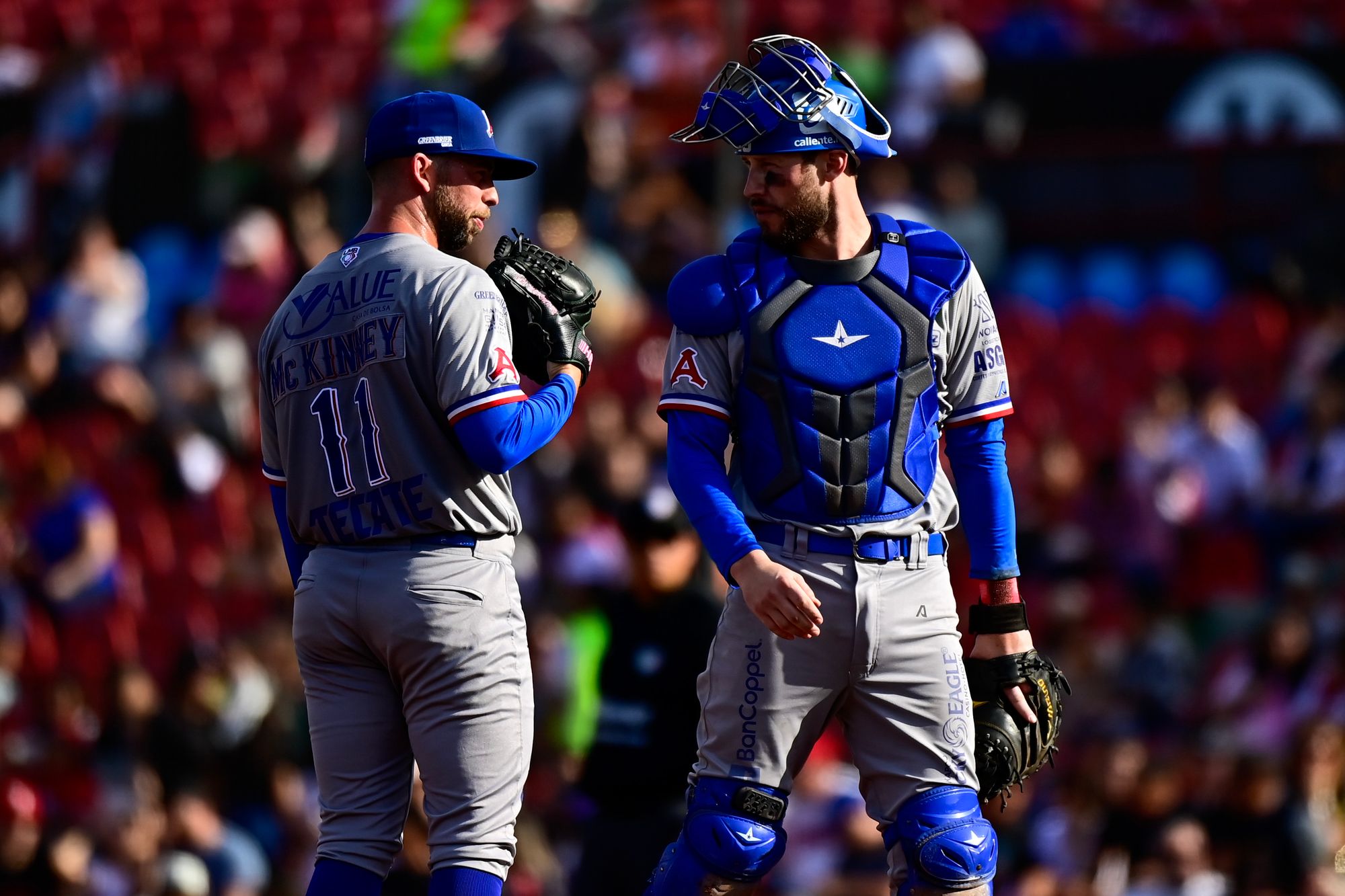 MATT DERMODY TUVO GRAN SALIDA POR LOS TOROS QUE RESCATARON EL ÚLTIMO DE LA SERIE.