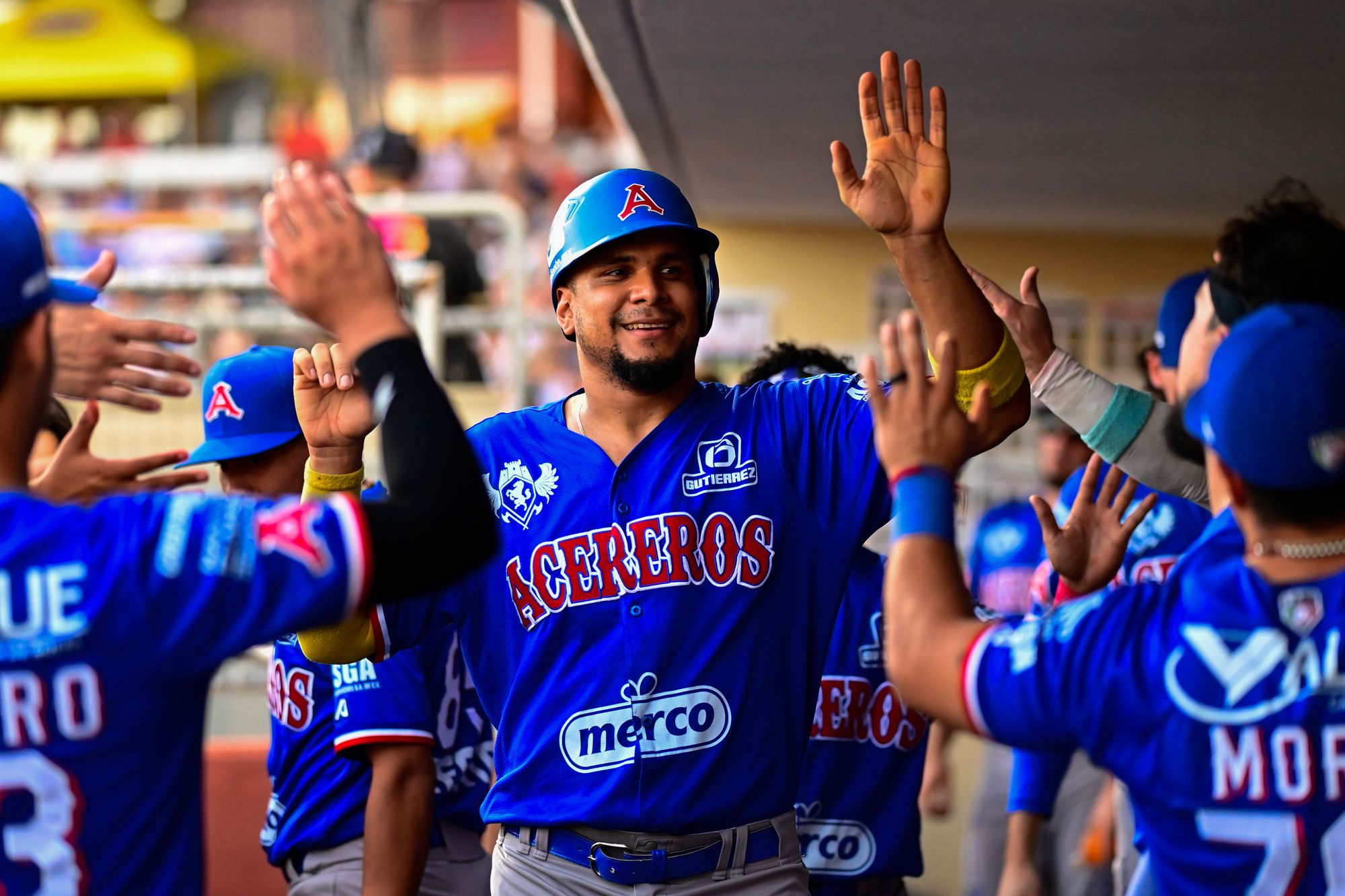 PARA ACEREROS JUEGO Y SERIE EN LAREDO, TEXAS