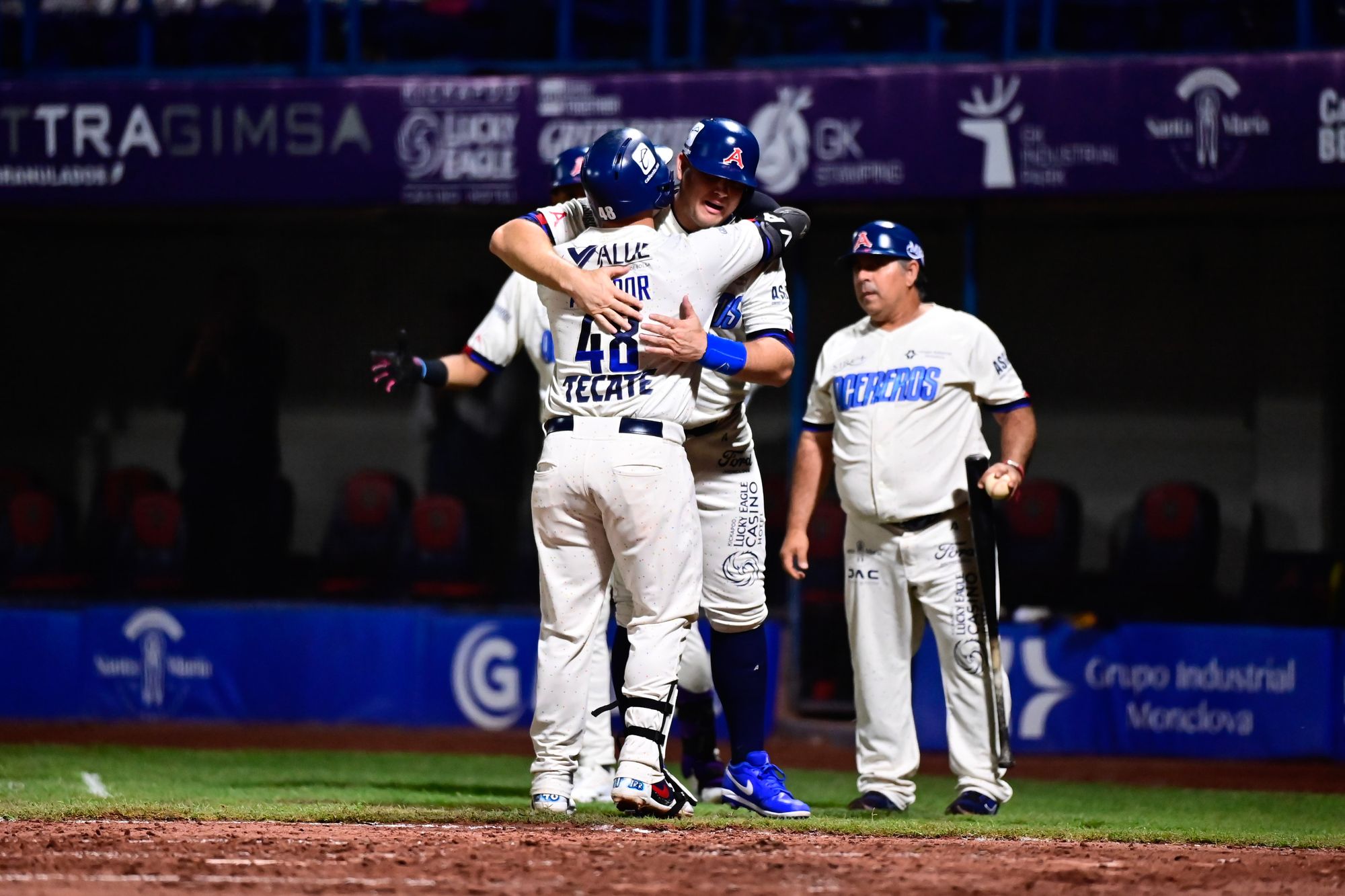 GANA ACEREROS TERCERA SERIE AL HILO