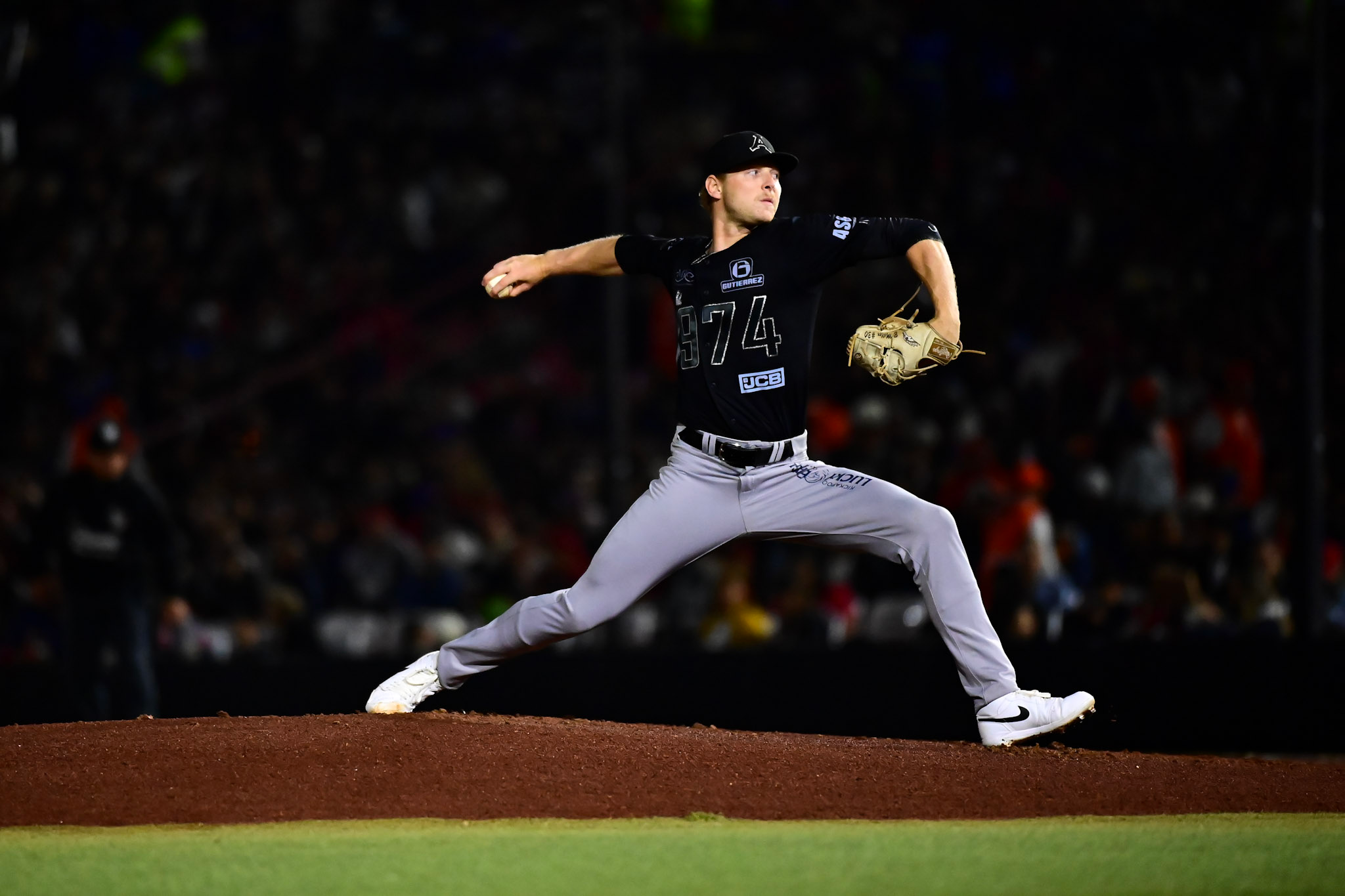 DUELO DE PITCHEO QUE GANA TOROS PARA INICIAR SERIE