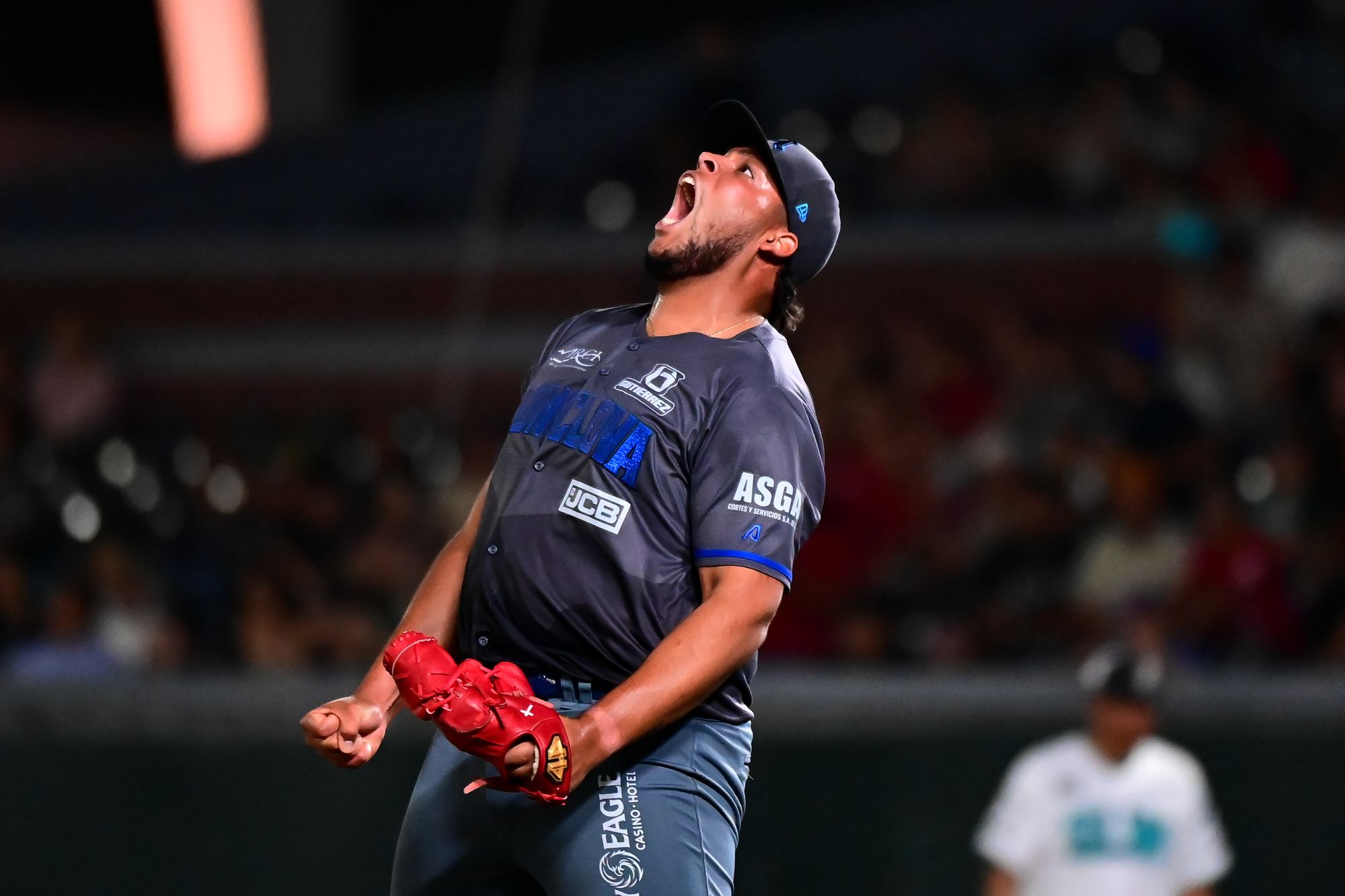 CON CONTUNDENCIA, ACEREROS GANA CLÁSICO COAHUILENSE