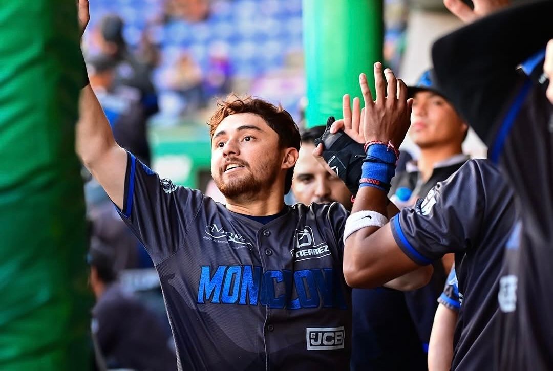 Acereros anotó siete carreras en la octava para vencer a los Dorados