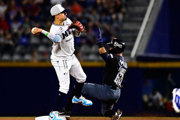 SULTANES SALVA EL DEL HONOR