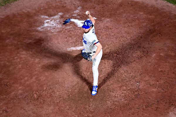 WILMER BLANQUEA A LOS TOROS