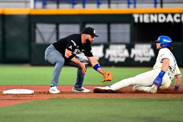 CHARROS IGUALA LA SERIE