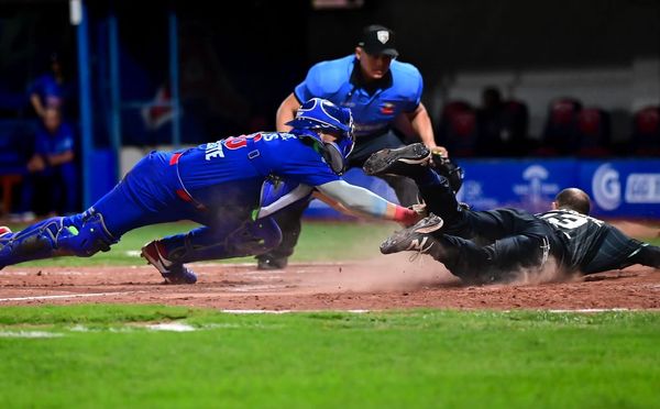 EMOCIONES DE ENTRADAS EXTRAS EN EL SEGUNDO DE SERIE QUE GANÓ SARAPEROS